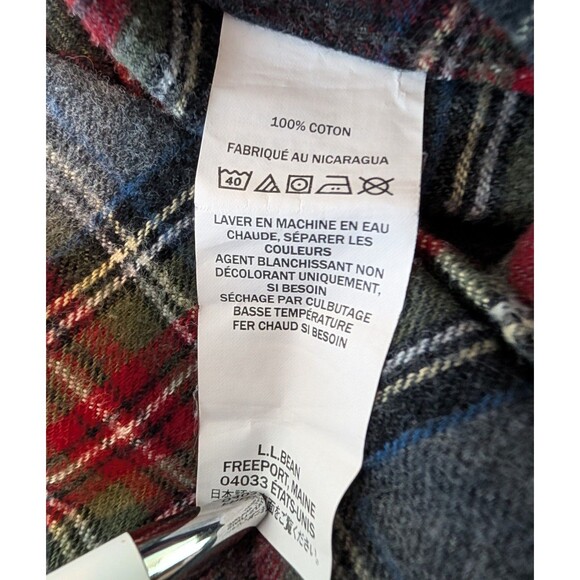 L.L. Bean Men's Plaid Casual Button Down Shirt - Red and Blue - Picture 5 of 11